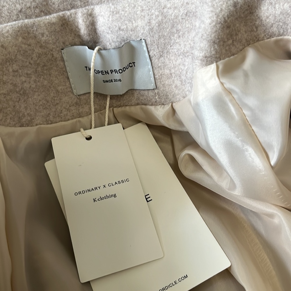 NWT Korean fall/winter jacket - Picture 3 of 3